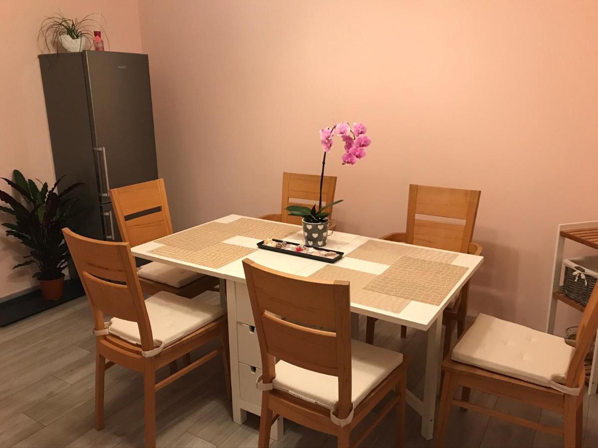 Gemutliche 3-Zimmer Wohnung Saal an der Donau Ngoại thất bức ảnh