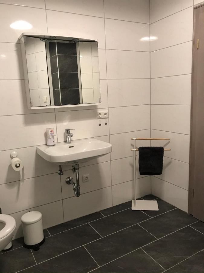 Gemutliche 3-Zimmer Wohnung Saal an der Donau Ngoại thất bức ảnh